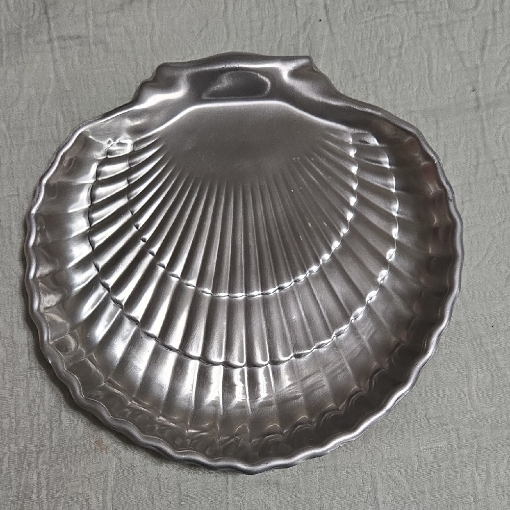 Gorham Pewter Shell-Shaped Serving Tray